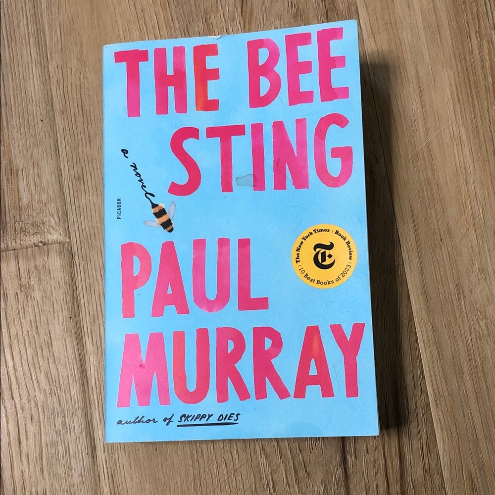 The Bee Sting by Paul Murray Book